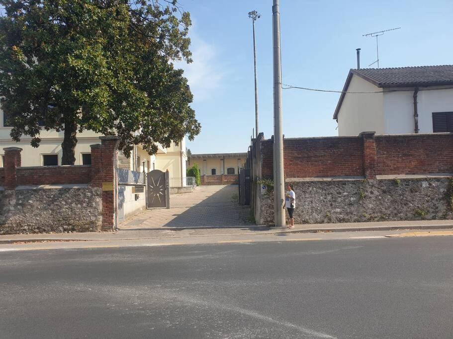 Piazza Garibaldi Eleganti Suite Con Sauna Udine Exterior foto
